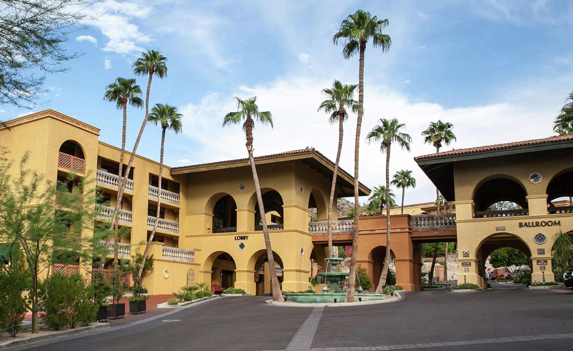 Hilton Phoenix Tapatio Cliffs Resort Buitenkant foto